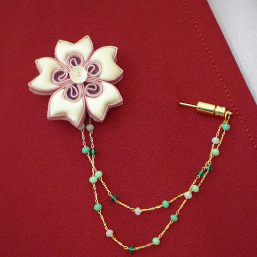 宫里的世界 粉樱缀绿真丝纯手工胸针  预售7天 商品图0