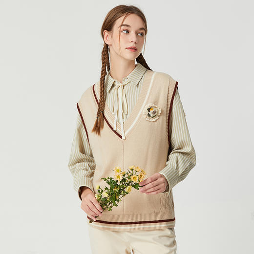 Famecoco范可儿学院风羊毛马甲女早秋休闲针织背心小坎肩F205CA009 商品图0