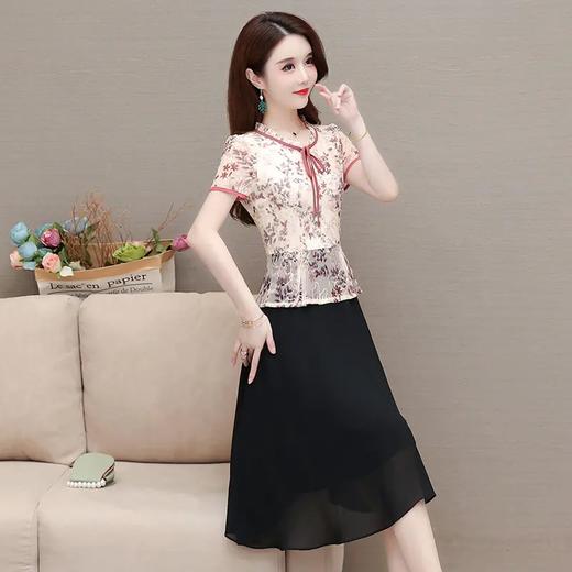 QYM-JJ-92188-Y新款时尚优雅气质修身中长款拼接假两件网纱刺锈连衣裙 商品图2