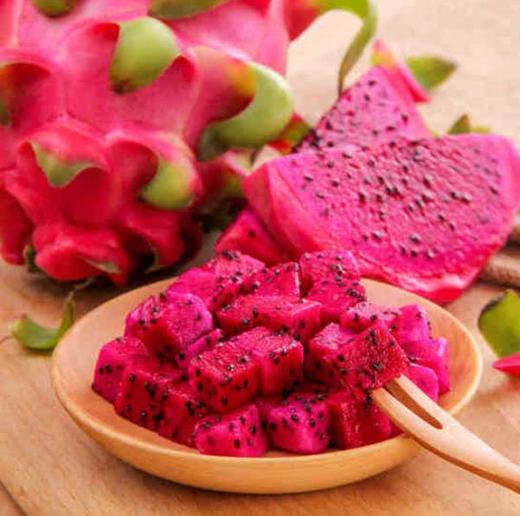 新鲜水果 张湾区回龙村红心火龙果小果 2斤（约4~6枚左右） 商品图1