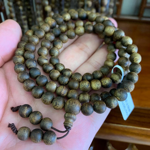 【暑假. 狂欢】7mm*108颗海南莺歌绿琪楠9分沉沉香手串 16.35克 商品图0