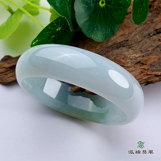 派瑞翡翠 翡翠手镯 糯种 绿色 商品图3