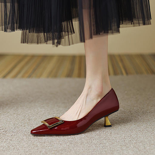 经典优雅，真皮亮面高跟单鞋HB-6056 商品图0