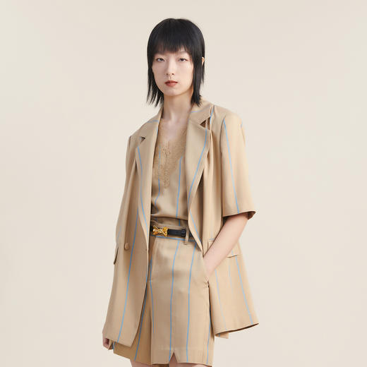 【高端系列】谜底西装2022秋款竖条纹双排扣短袖外套女223GW1060 商品图1