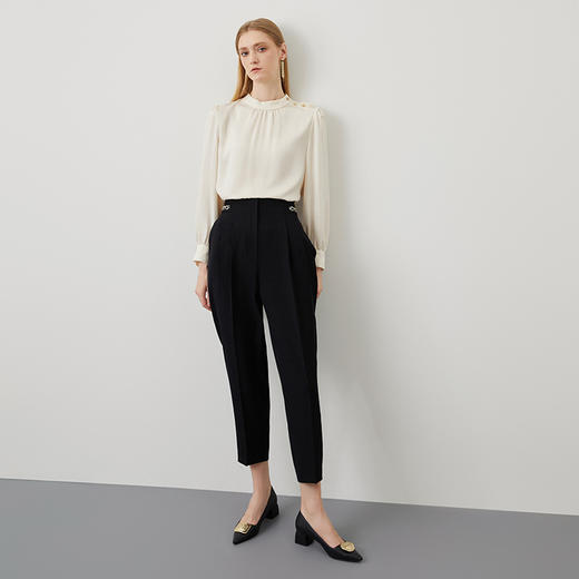 EITIE爱特爱秋季新款女装长袖纯色简约百搭小上衣6713412 商品图3