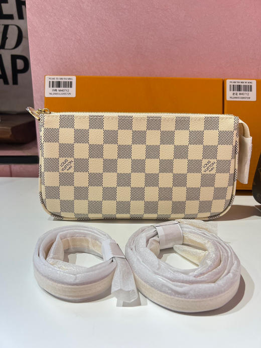 LV麻将腋下包 商品图3