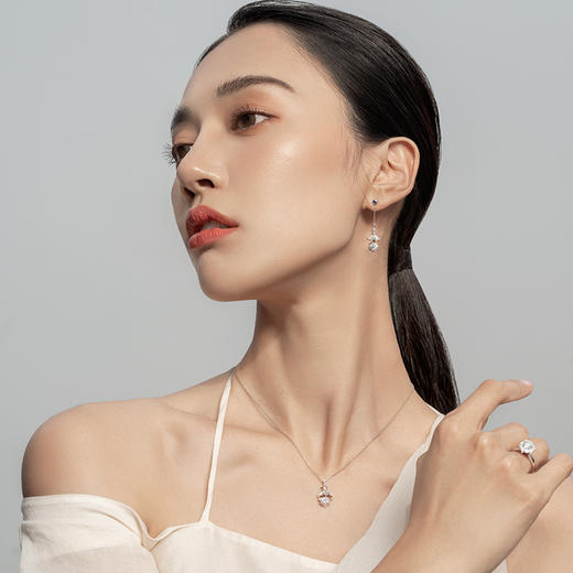 ［东方爱意］18K金钻石项坠#亭 商品图3