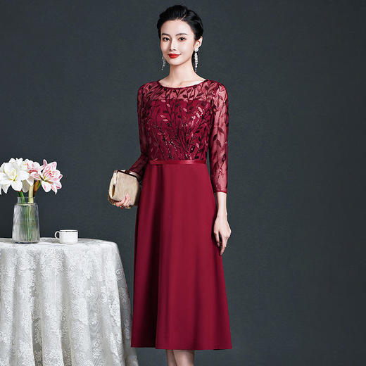 BLFGD-2K6086新款高端优雅气质修身拼接中长款礼服裙 商品图5