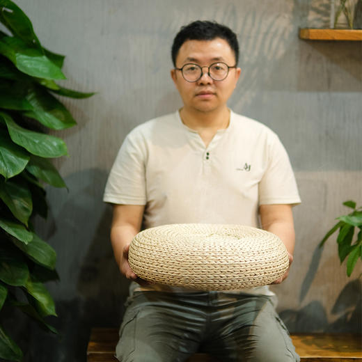 【艾草坐灸蒲团】日常使用方便 艾热均匀不呛人 天然蒲团手工编制 钢制内架坚固安全 商品图3