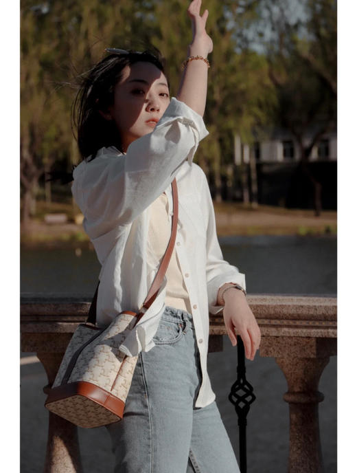 Celine水桶包小号-白花 商品图8