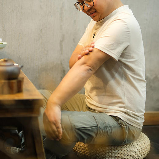 【艾草坐灸蒲团】日常使用方便 艾热均匀不呛人 天然蒲团手工编制 钢制内架坚固安全 商品图1