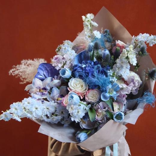 蓝色系花束，送你的蓝色情书 商品图0