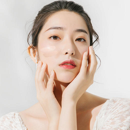 左香细嫩毛孔粉底霜滋润保湿清透遮瑕细腻毛孔不卡粉控油保湿粉底 商品图2