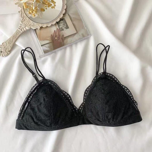 法式三角杯内衣蕾丝薄款无钢圈细带小胸无痕不空杯文胸套装女 商品图6