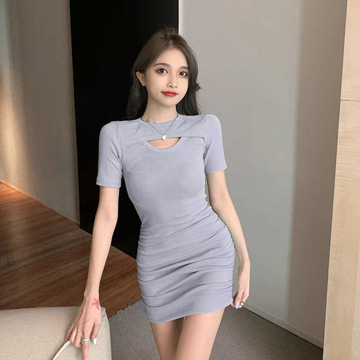 显胸女人味性感显身材抽绳遮肉连衣裙洋气圆领针织修身包臀短裙子女装服饰出游连衣裙 商品图8