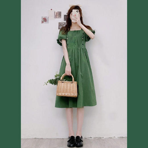 裙子新款2022夏季大码女装胖妹妹气质显瘦法式初恋森系绿色连衣裙 商品图9