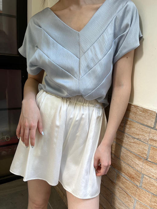 Viktoria Chan | SS22035 June cropped blouse短袖 [衬衫 黑 / 白 / 蓝 ] 商品图0