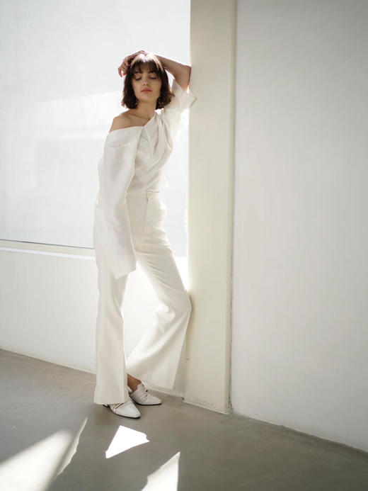 Viktoria Chan | SS22035 June cropped blouse长袖 [衬衫 黑 / 白 / 蓝 ] 商品图13