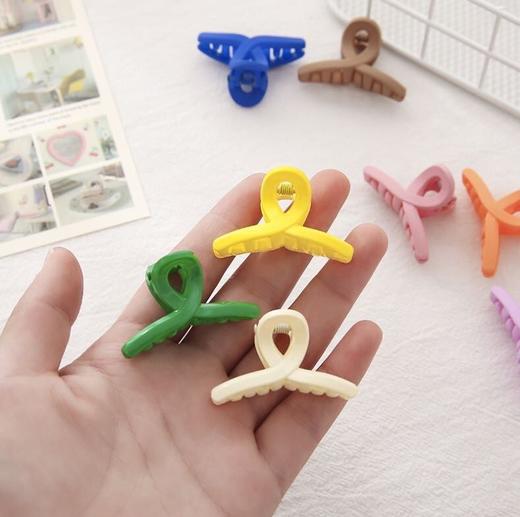 【限时折扣】日韩糖果色交叉小抓夹 3个（颜色随机） 商品图8
