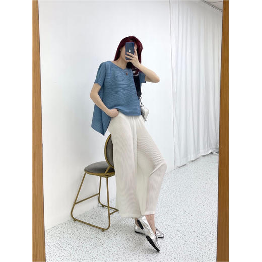 【限时折扣】三宅褶皱上衣 不规则短袖 S-XL（非质量问题不退不换） 商品图4