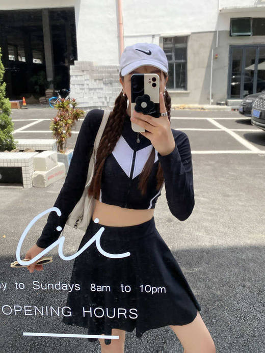 专业泳衣女运动分体长袖两件套新款学生保守显瘦修身防晒度假 商品图0