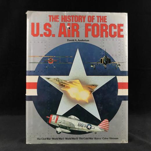 美国空军史 数百幅插图 精装大16开 商品图0