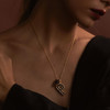 订购8周到｜Pach Pearl-Alphabet Sapphire-字母 蓝宝石 项链［瑞士设计师］ 商品缩略图2