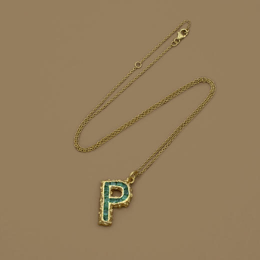 订购8周到｜Pach Pearl-Alphabet Emeralds-字母 祖母绿 项链［瑞士设计师］ 商品图3
