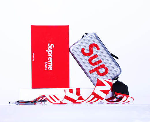 Supreme手包德国拜耳雾化PC材质 磨砂毛面防刮手拿包 商品图3