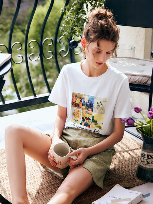 OLrain法式高级穿搭白色短袖T恤女夏季2022新款时尚印花纯棉上衣 商品图3