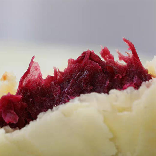 云南酥皮鲜花饼 饼皮酥香可口 花瓣多而厚实 微甜不腻 面香味浓 商品图1