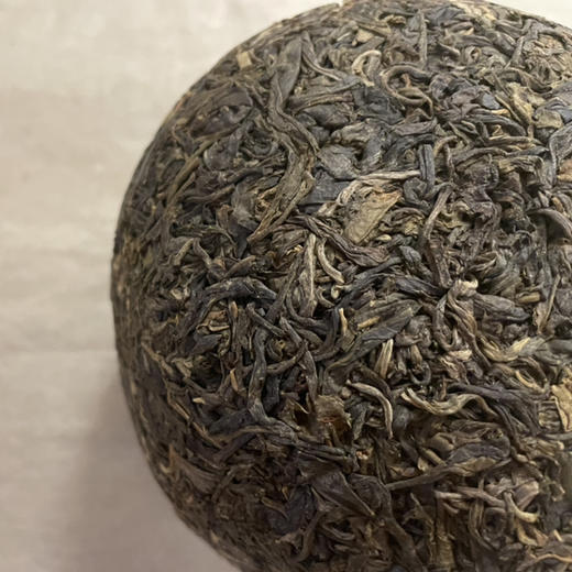 【老客户大福利！仅余10沱！】稀缺高端品2005年易武古树美人头金瓜贡茶纯料老生茶1000克 商品图4