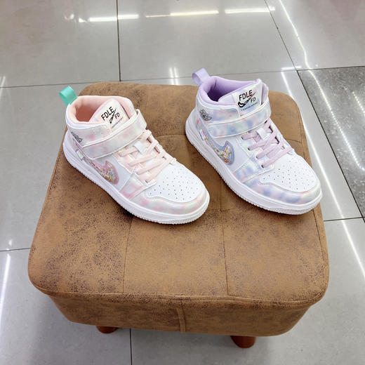 福得隆秋季新款皮面板鞋AJ款女童105   33-38码 商品图1