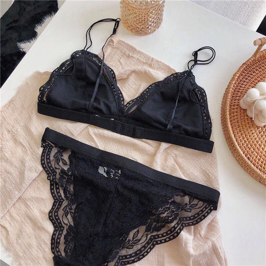 法式三角杯内衣蕾丝薄款无钢圈细带小胸无痕不空杯文胸套装女 商品图5