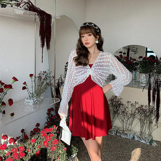 泳衣女连体吊带两件套长袖防晒泳装法式优雅保守显瘦度假温泉 商品图0