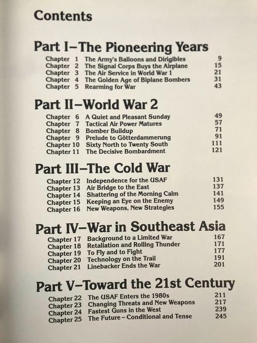 美国空军史 数百幅插图 精装大16开 商品图6
