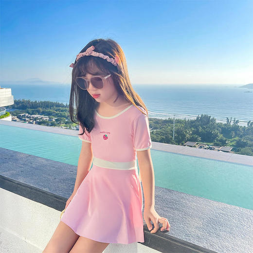 儿童泳衣女连体中大童新款泳装小清新连衣裙式保守女童韩式游泳装 商品图0