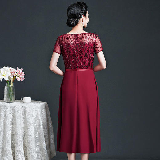 BLFGD-2K6086新款高端优雅气质修身拼接中长款礼服裙 商品图3