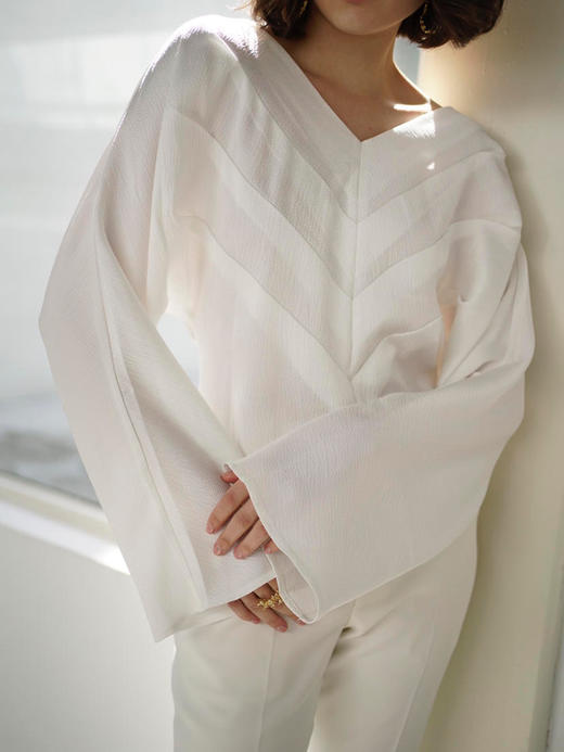 Viktoria Chan | SS22035 June cropped blouse长袖 [衬衫 黑 / 白 / 蓝 ] 商品图0