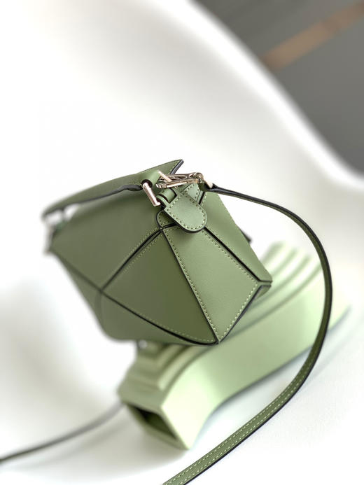 Loe*we Puzzle mini-牛油果绿 商品图2