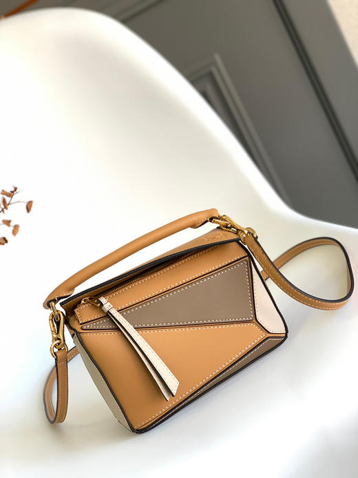 Loe*we Puzzle mini-棕黄拼褐色米白 商品图1