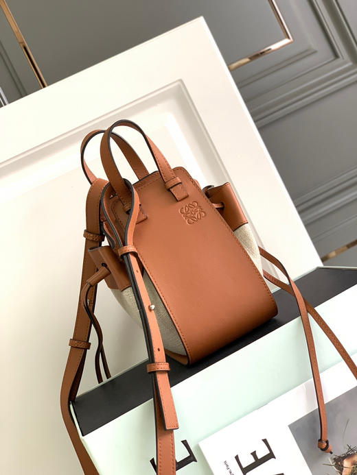 Loe*we🔥Mini 吊床- 棕色平纹 商品图0