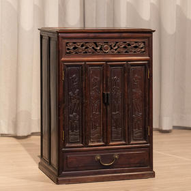 清 红木荷花纹佛龛