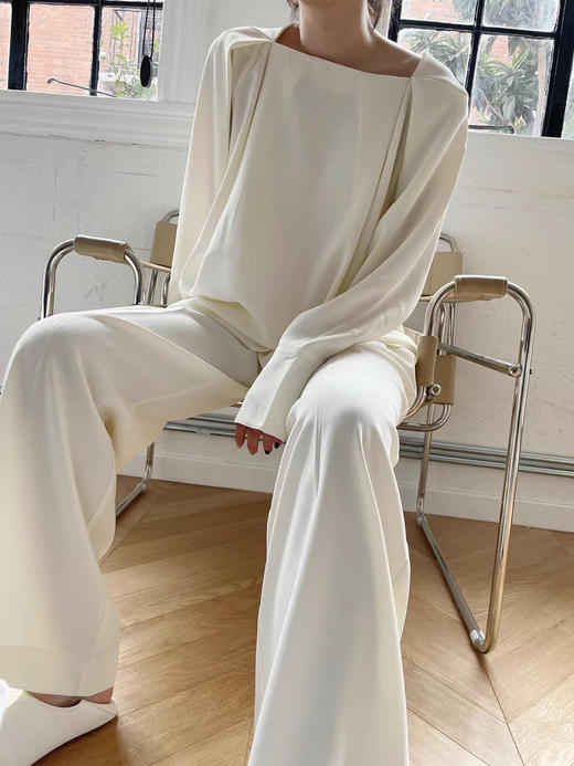 Viktoria Chan | SS22002 Rika wide trousers  [阔腿裤 浅米 / 黑] 商品图1