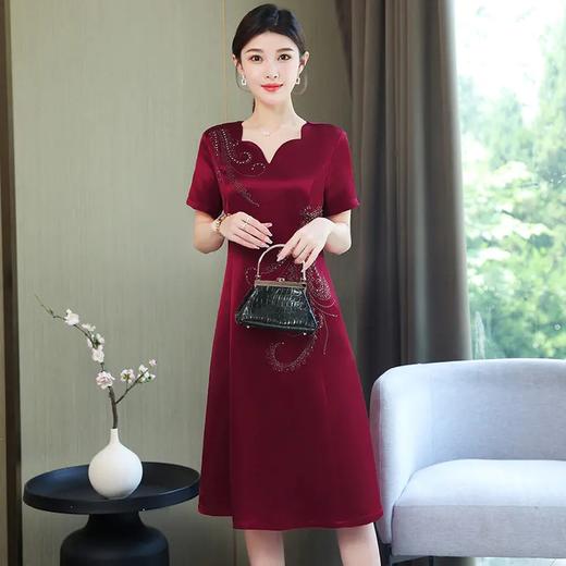 AHM-yqwl5256新款时尚优雅气质修身V领短袖中长款连衣裙 商品图0