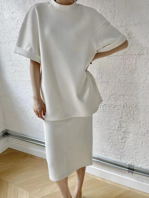 Viktoria Chan | SS22009 Morgan jersey top [短袖上衣 浅米 / 黑 ] 商品图1