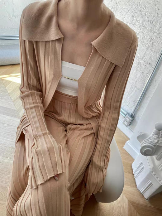 Viktoria Chan | SS22021 Giselle long cardigan [天丝长款开衫外套 黑 / 粉 ] 商品图1