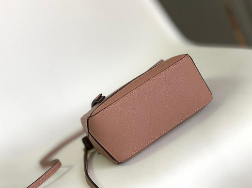 Loe*we Puzzle mini-豆沙粉 商品图4