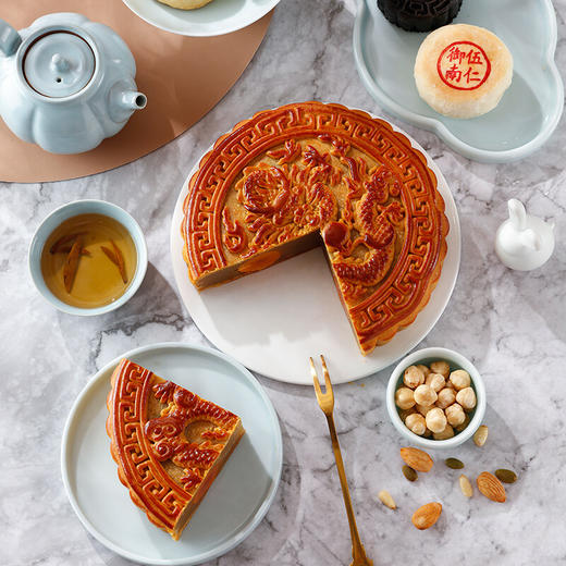 御茶膳房龙镇九州（协）月饼礼盒(定制专款） 1.36kg 商品图3