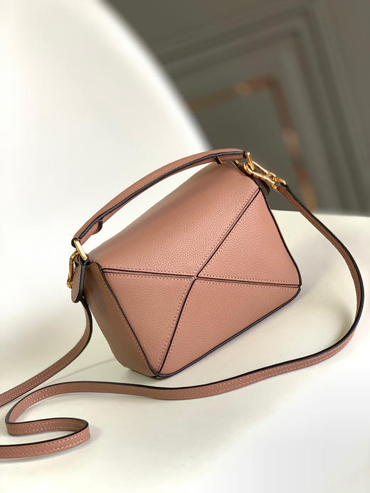 Loe*we Puzzle mini-豆沙粉 商品图3